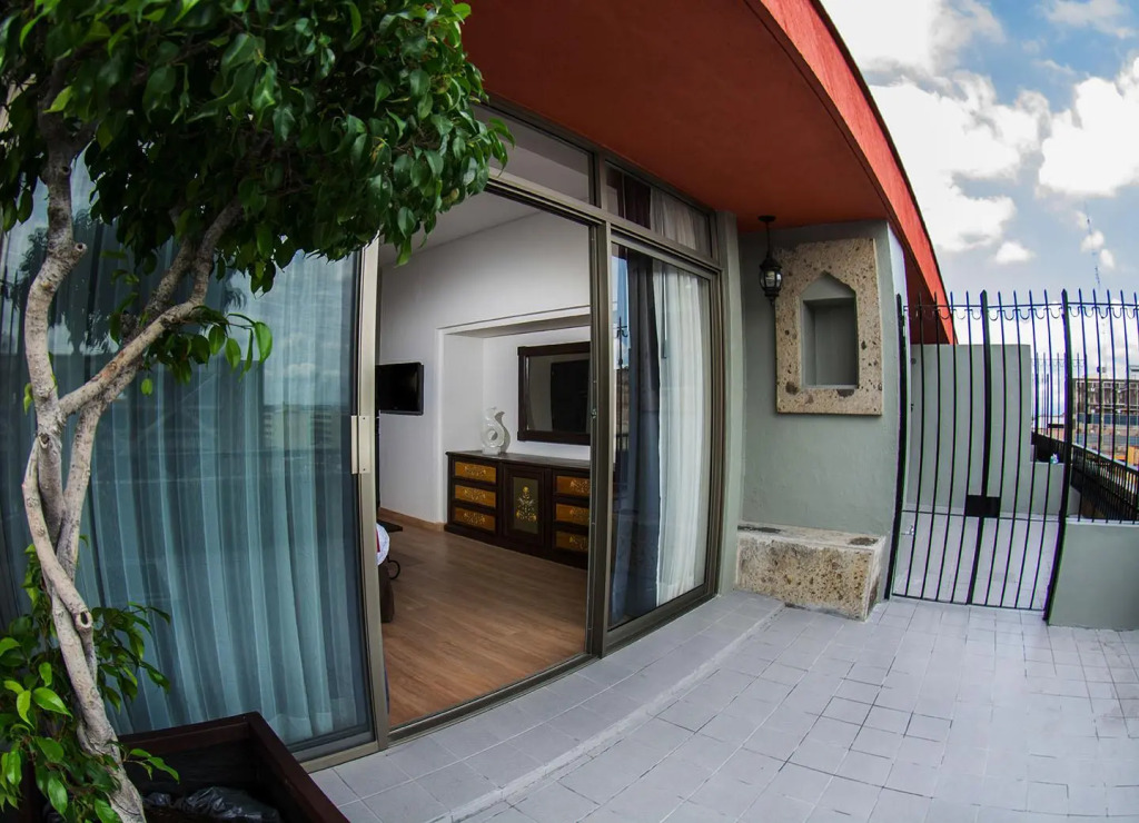 Hotel Fenix
