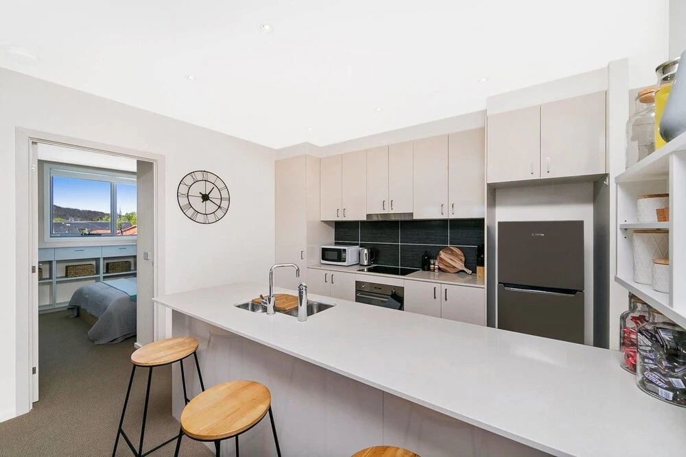 City Central Designer Apartment with Parking