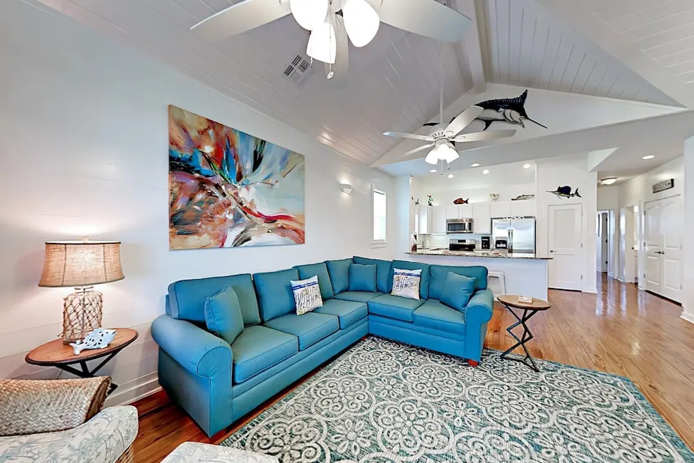 Roomy and Coastal in Port A by RedAwning