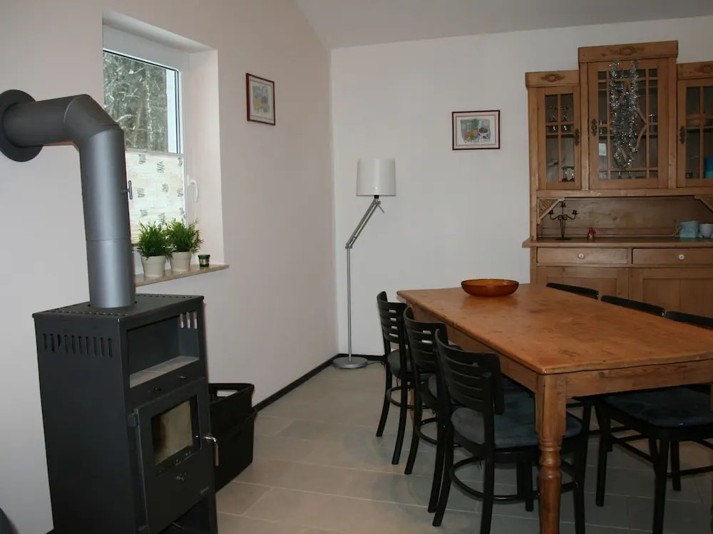 Bungalow Near Eifel Ski Lift
