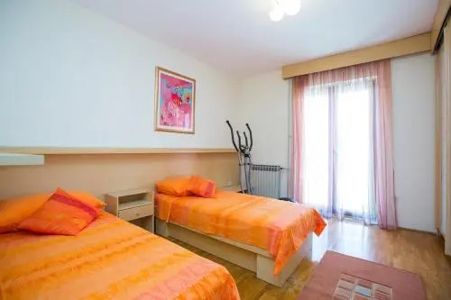 Apartment Macan