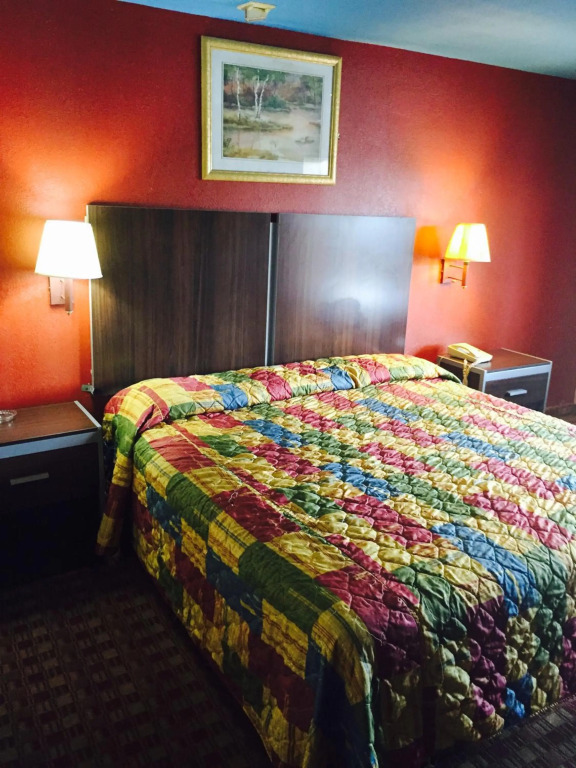 Scottish Inn & Suites Hobby Airport
