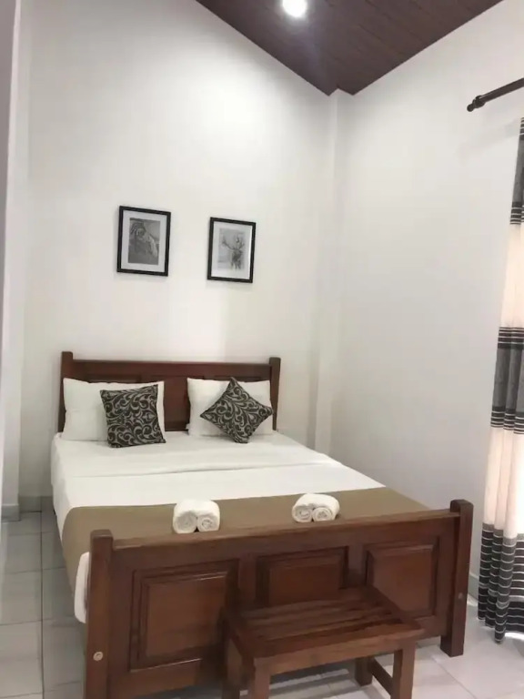 Ivy Bungalow