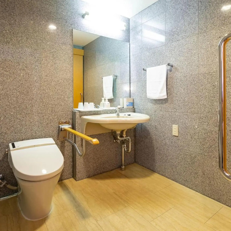 Toyoko Inn Saitama Toda koen eki Nishi guchi