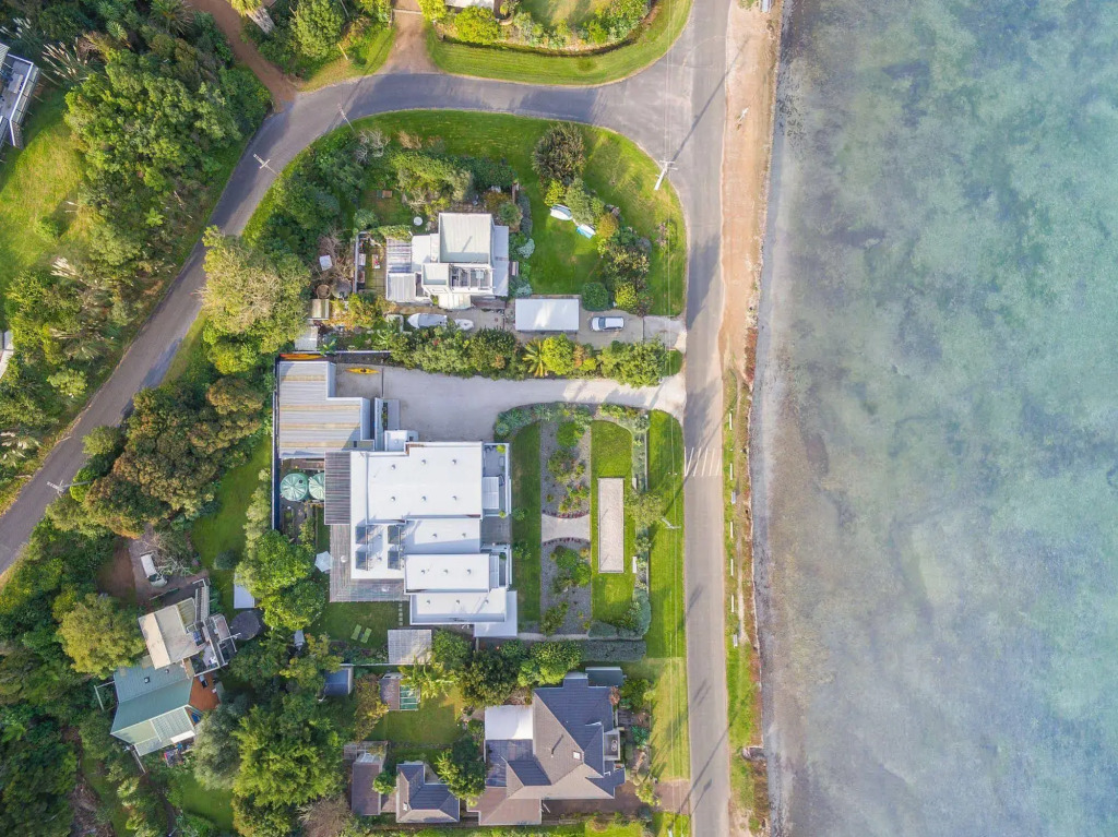 Waiheke Waterfront Lodge