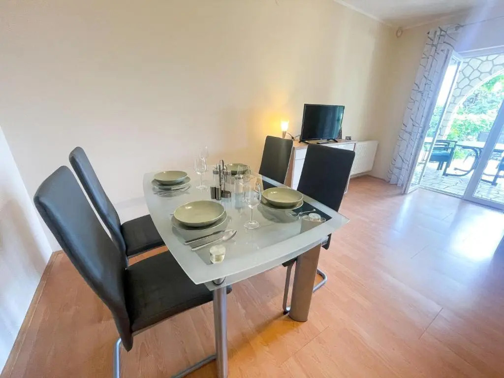 Apartments in Novi Vinodolski 42645