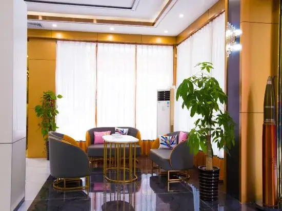 Tianlin Famous City Hotel