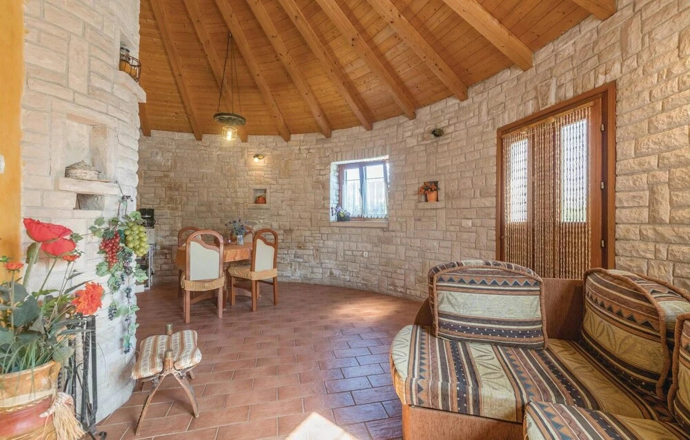 Stunning Home in Manjadvorci With Wifi and 1 Bedrooms