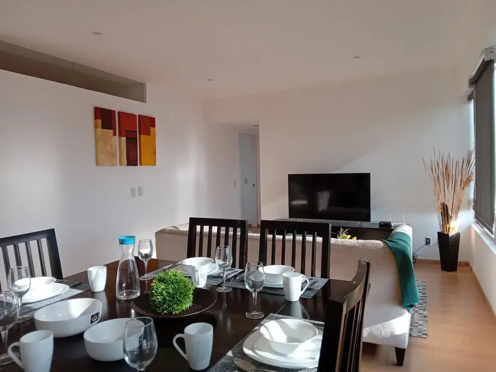 Capitalia 3 BR Familiar Apt at Santa Fe With Free Parking