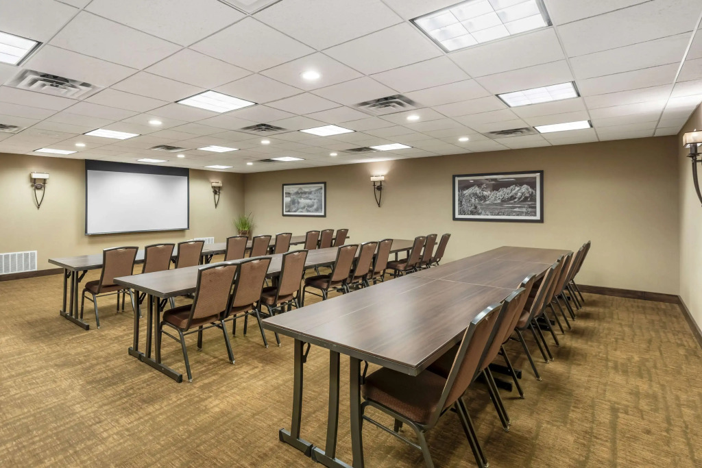 Best Western Cotton Tree Inn