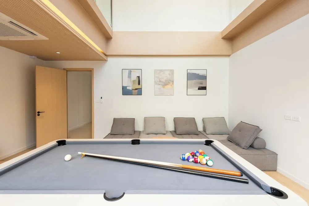 Spacious 4BR Muji Home With Loft & Pool in Ekkamai