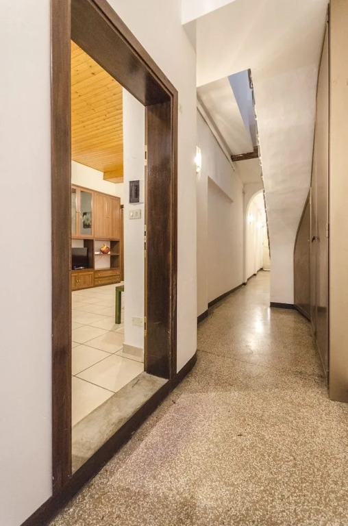 Carro Apartment