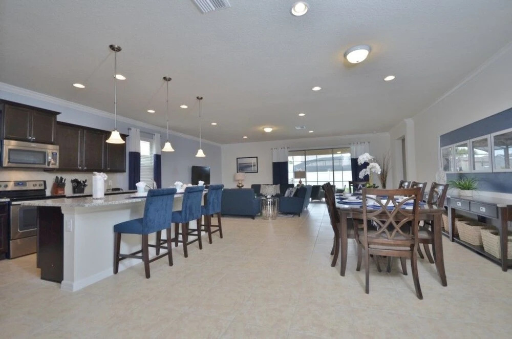 Amazing House! - Windsor at Westside - 8882ML