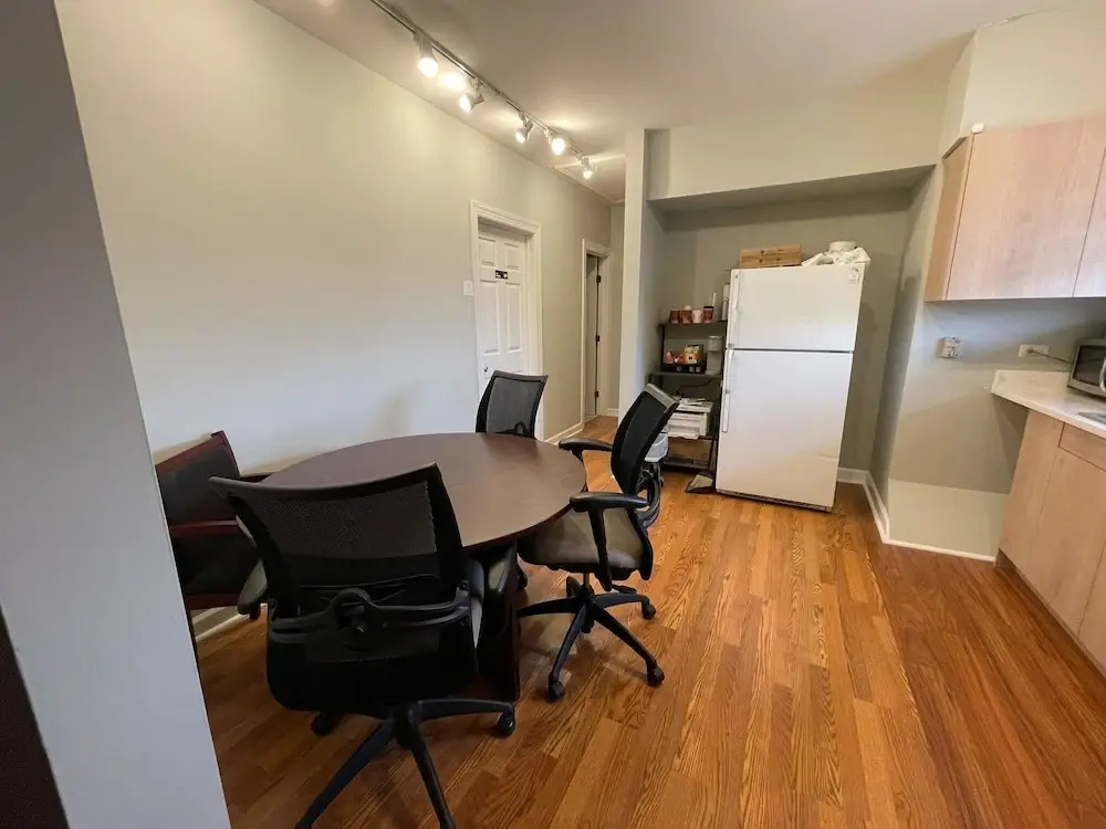 Cozy, Clean Updated Sensational Bright Relaxing Private Room Ren