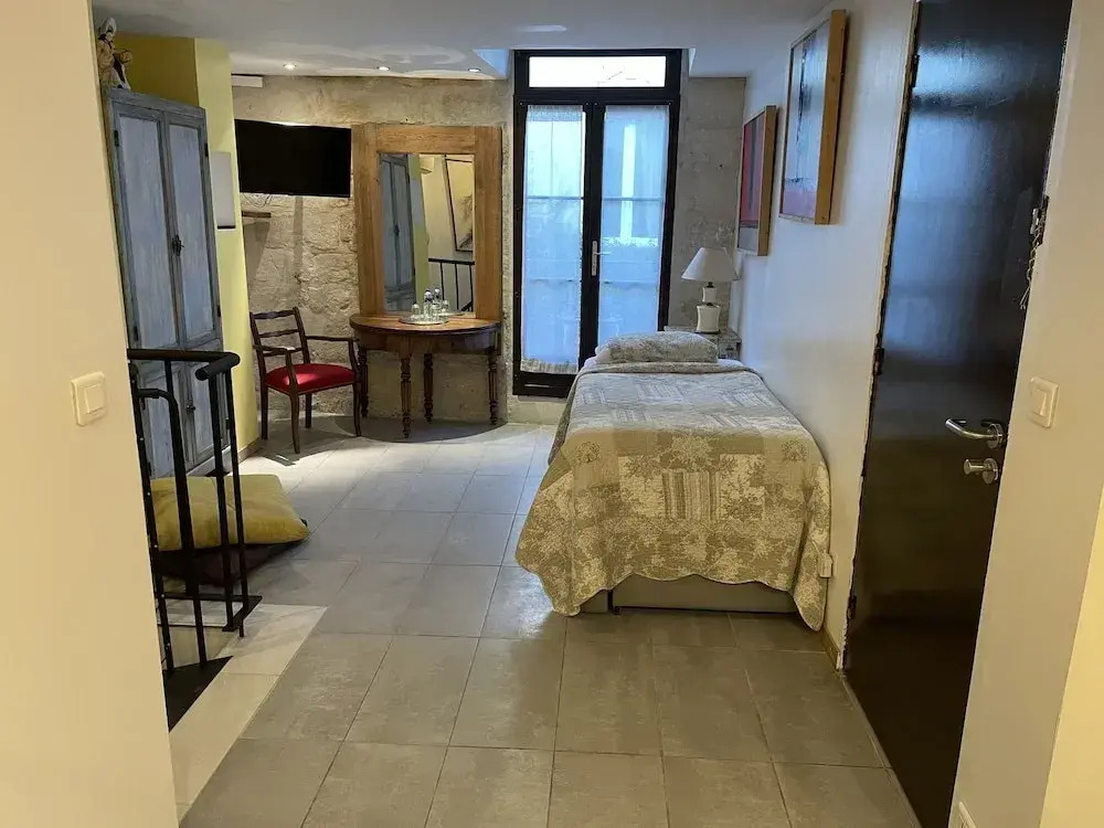 Hostellerie et la parenthese uzes