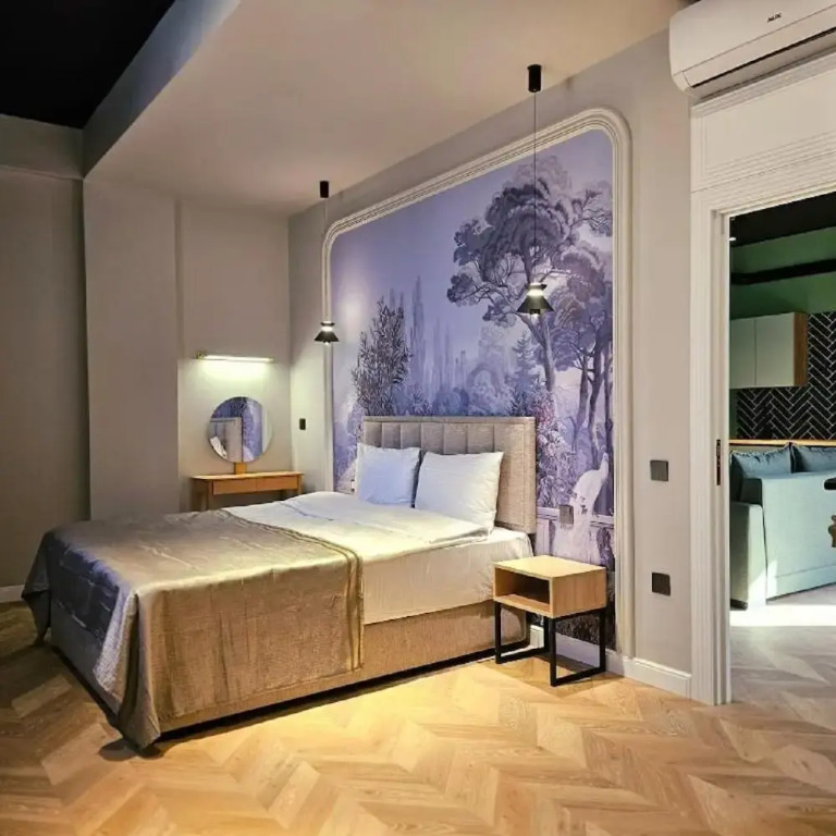 Luxury City Apart Hotel