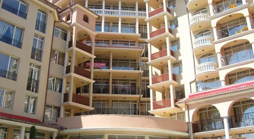 Elenite Sea View Apartments