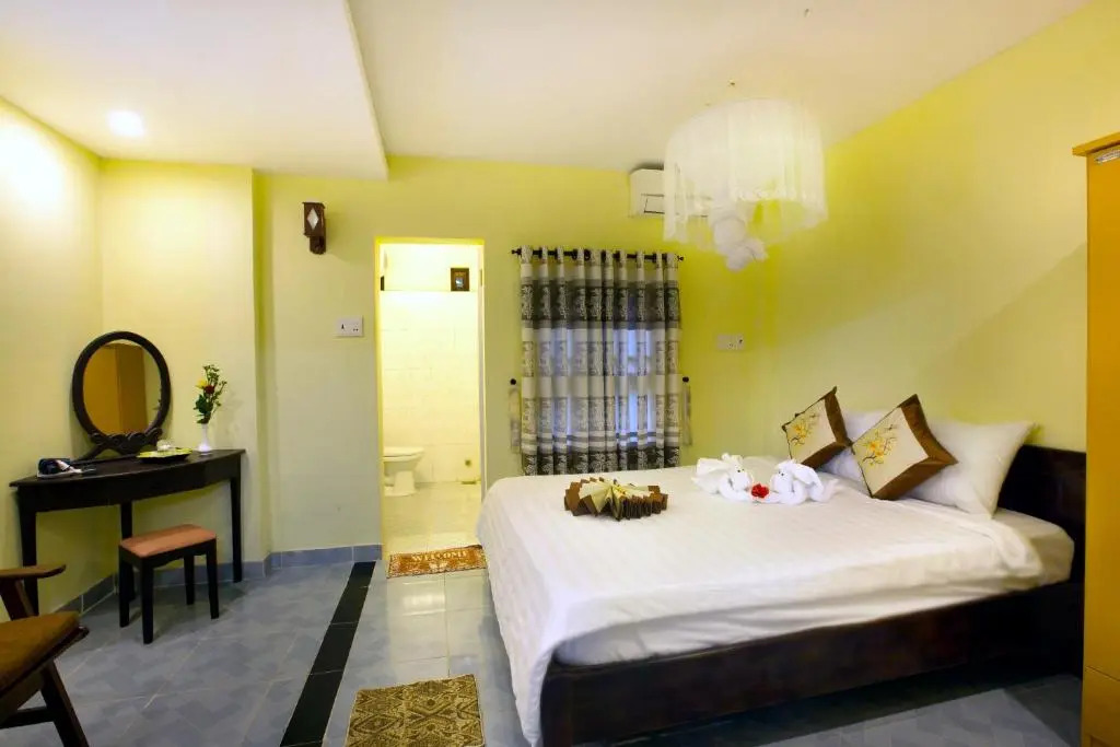 Plum Tree Homestay