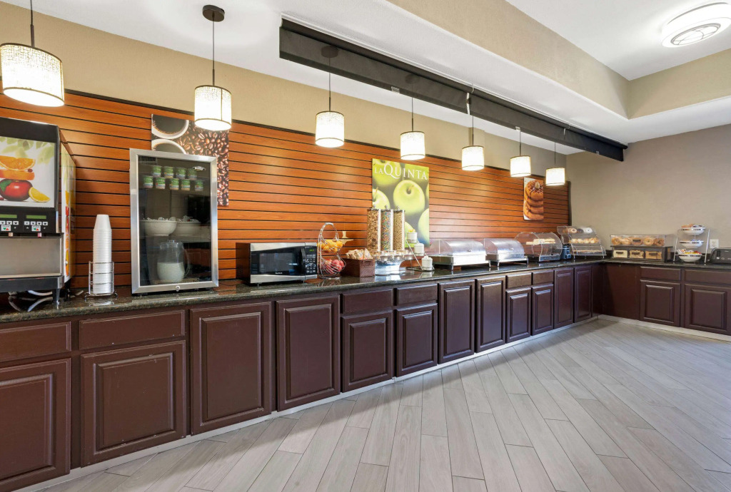La Quinta by Wyndham Houston IAH Bush Intl Airport E