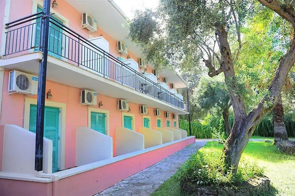 Phivos Hotel