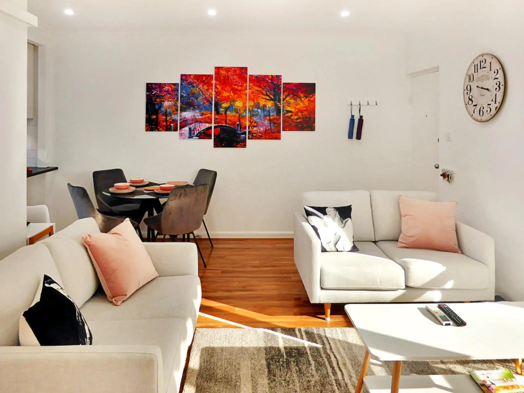 Glen Iris, Quiet Boutique 2 bedroom Netflix, WIFI, Parking, Free Wine