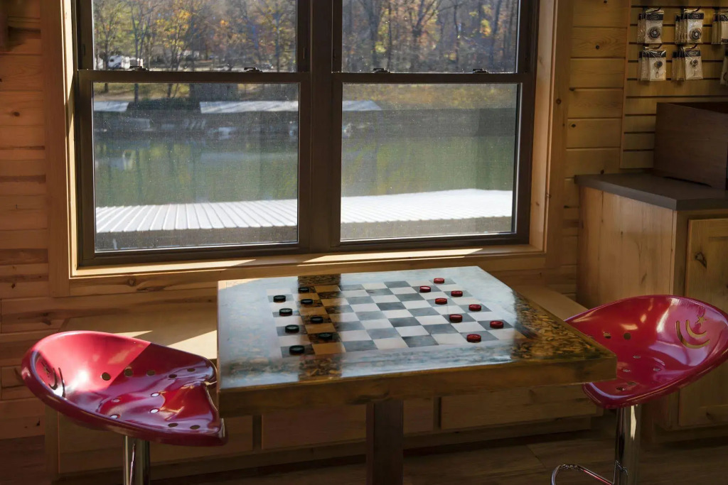 Lindsey's Resort