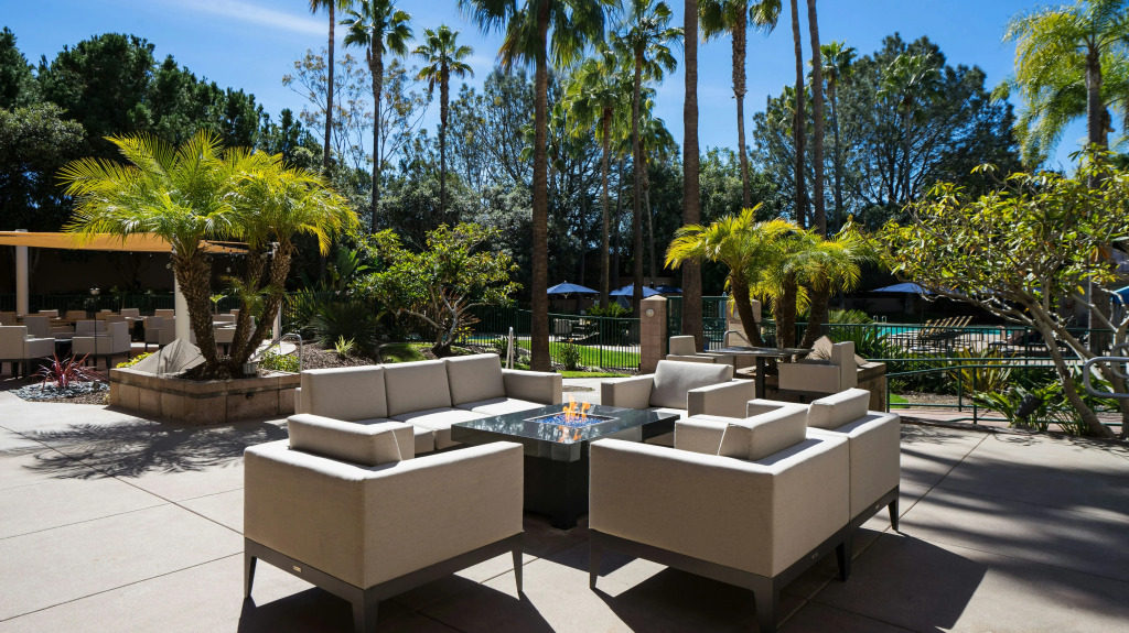 DoubleTree by Hilton San Diego Del Mar