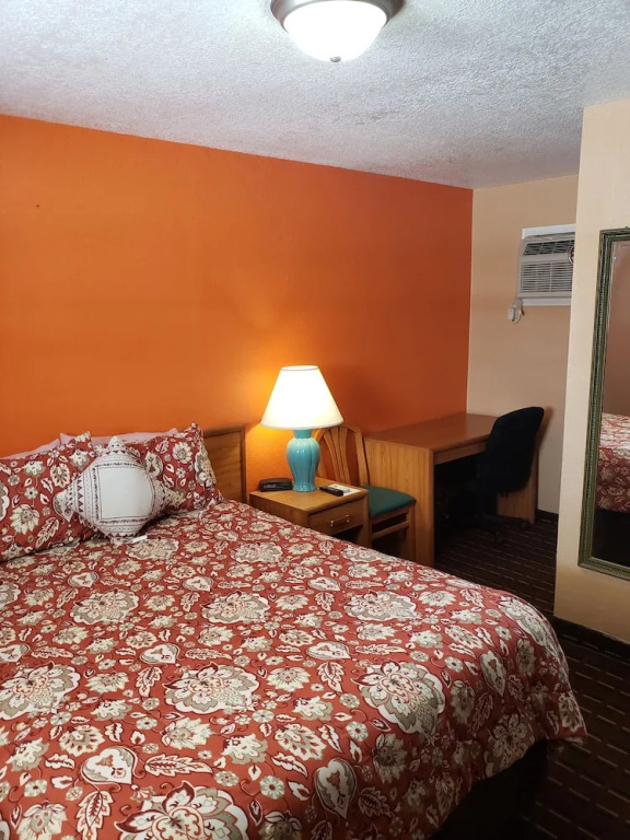 Executive Inn
