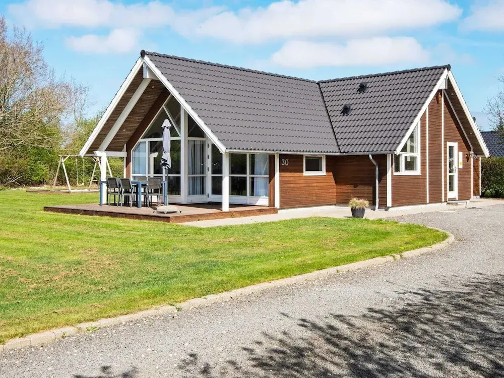 9 person holiday home in Hemmet