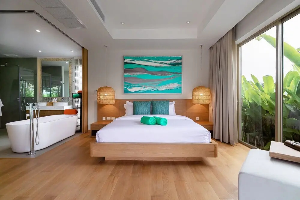 Modern 3BR Villa with Private Pool and BBQ