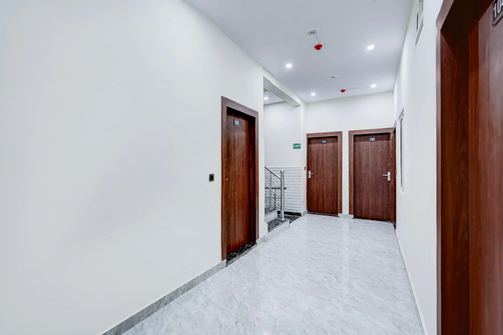 Hotel O Shree Ji Puram Near Prem Mandir