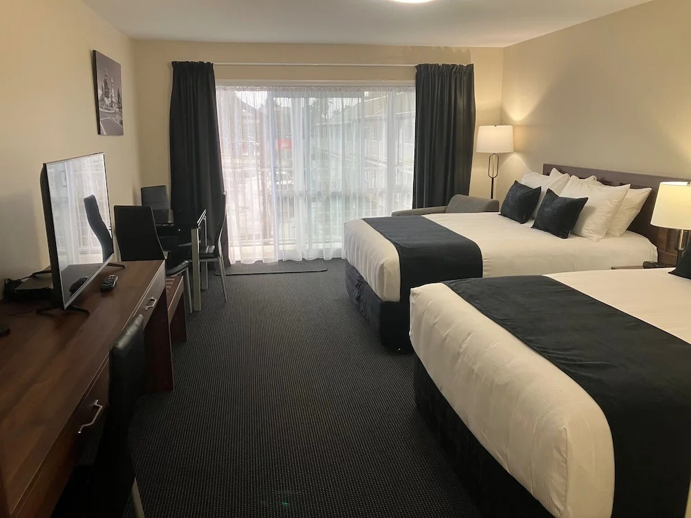 Newina Rotorua