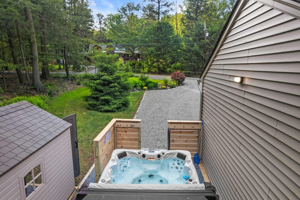 Near Jfbb With Private Hot Tub and Game Room
