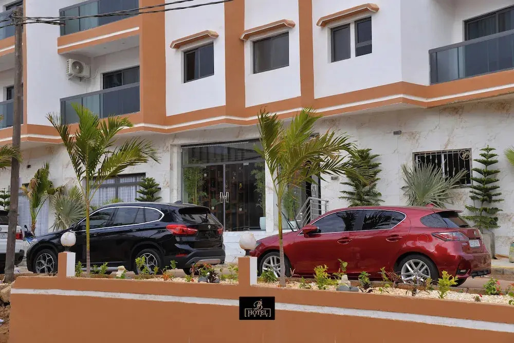 Bi Hotel SARL