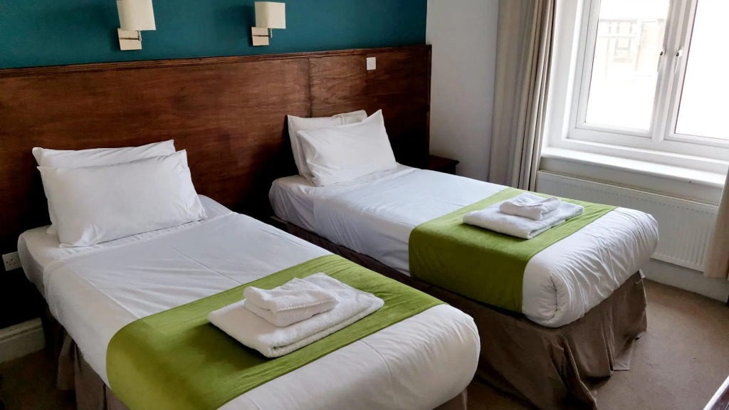 Keppels Head Hotel