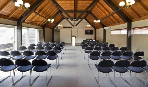 Dunedin Lodge