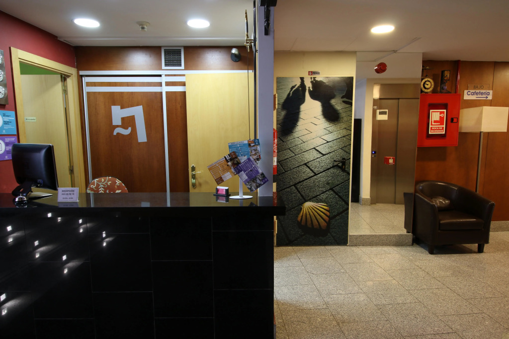Hotel Cardeña by gaiarooms