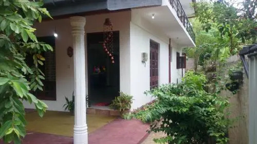 Kavirose Holiday Home