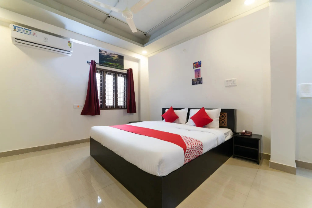 OYO Flagship 66733 Hotel Fortune Bliss