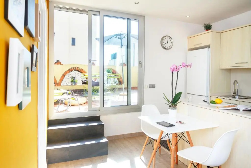 Feelathome Center Apartments