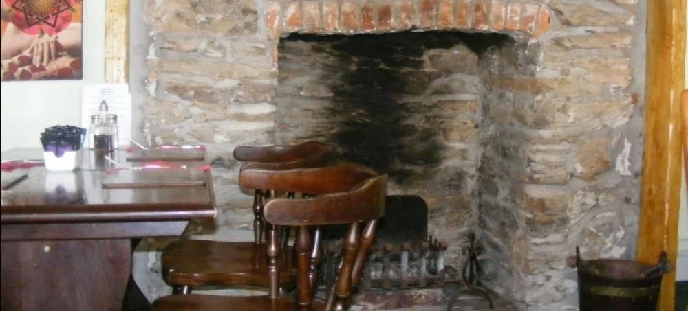 Harbour Moon Inn