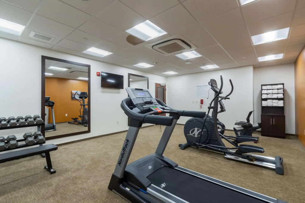 Comfort Inn & Suites - Harrisburg Airport - Hershey South