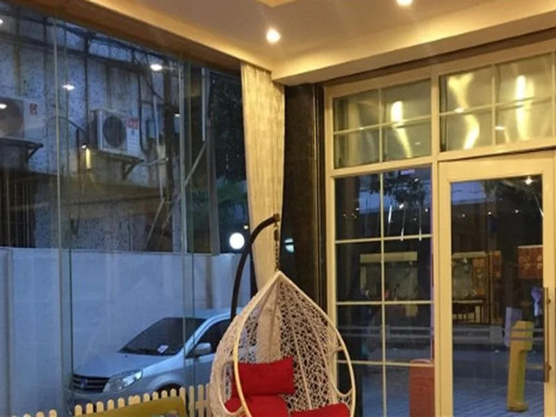 Elan Guangzhou Fanyushiqiao Pedestrian Street