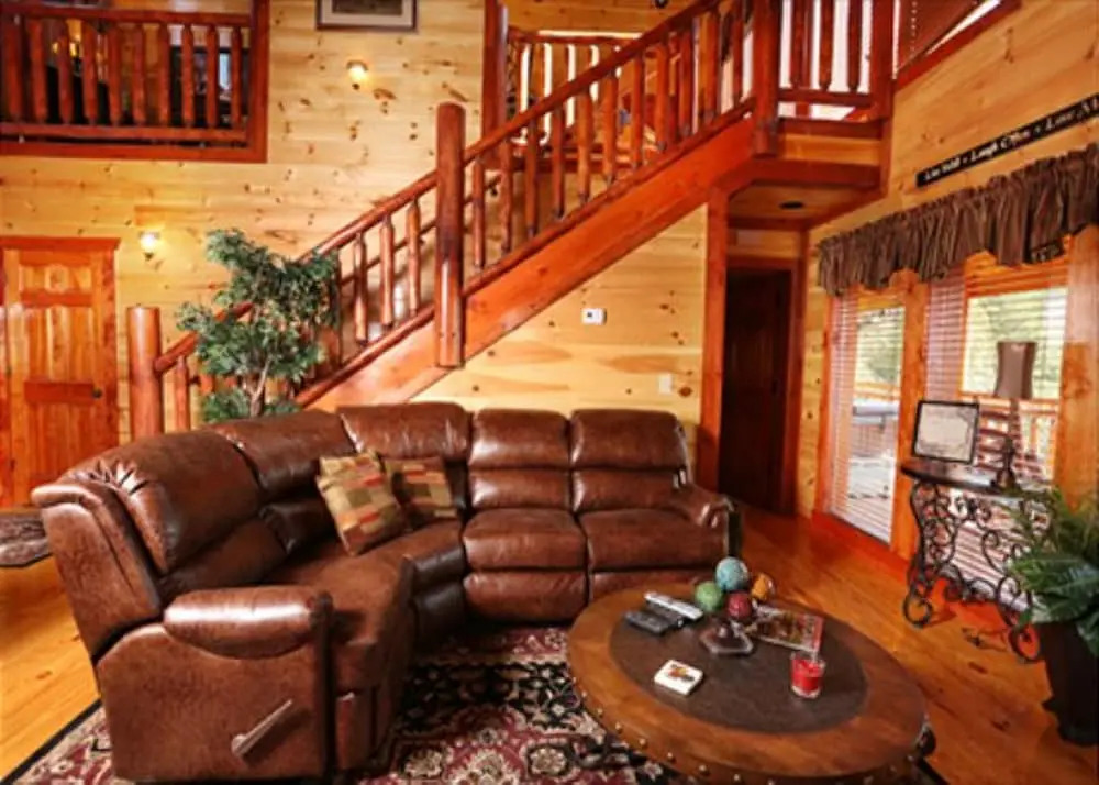 Ryders View by Heritage Cabin Rentals