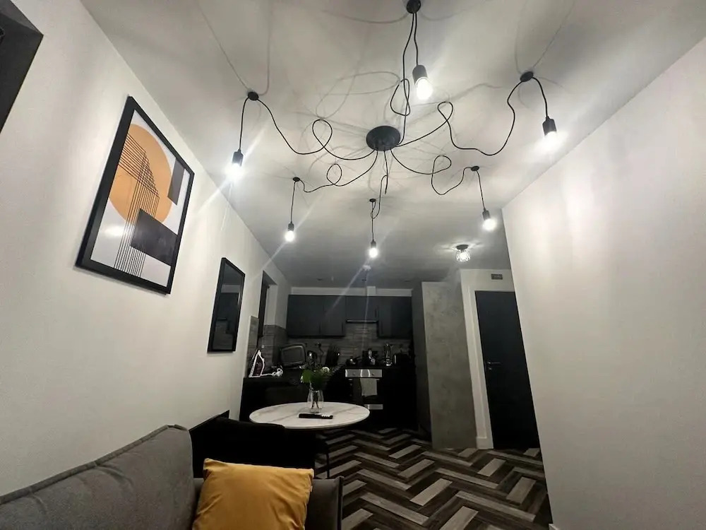 Adam Court Studios and Apartments