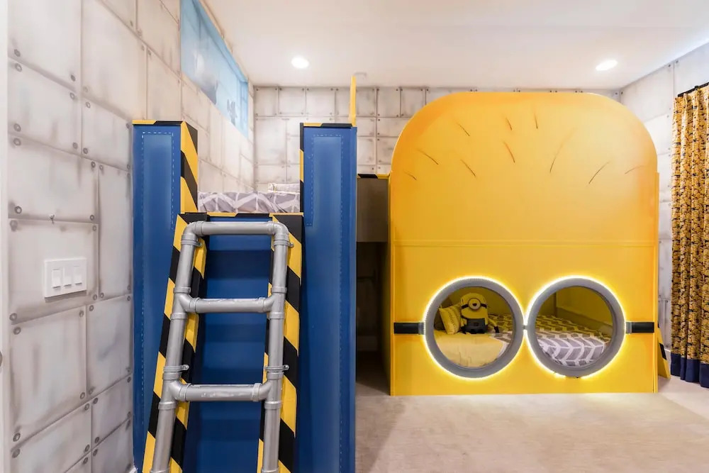 W003: 6 Bed, Princess, Minions, Star Wars Arcade by Villatel