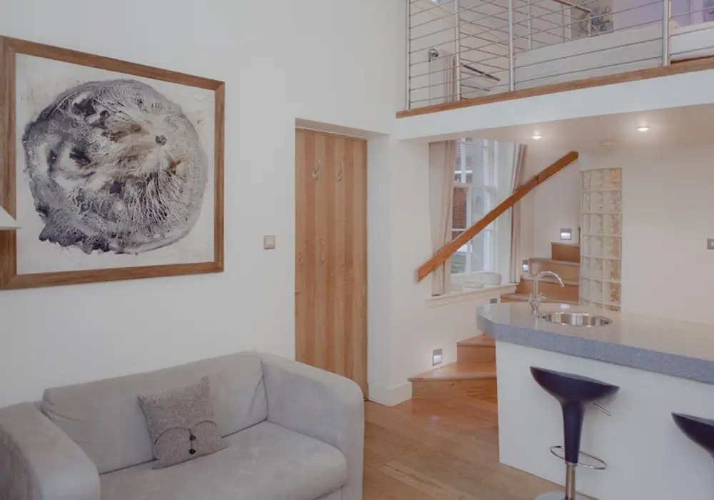 The Studio at Lynedoch Place lane