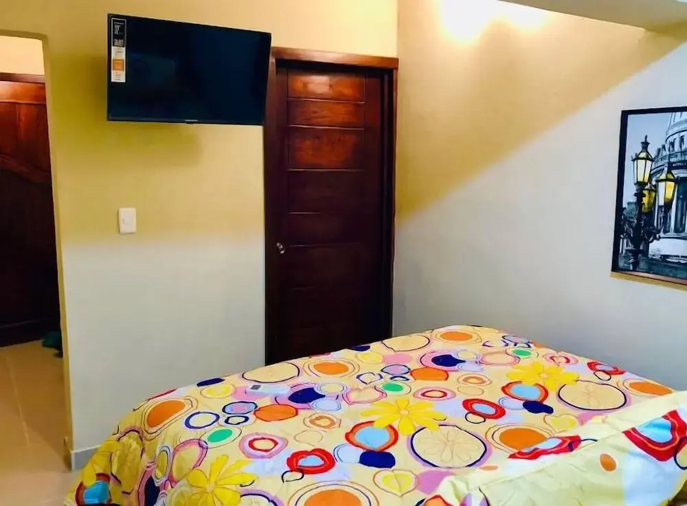 Doña Nida Family Hotel