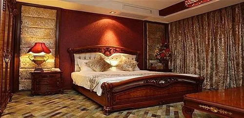 Dujiangyan Wood Ginkgo Hotel
