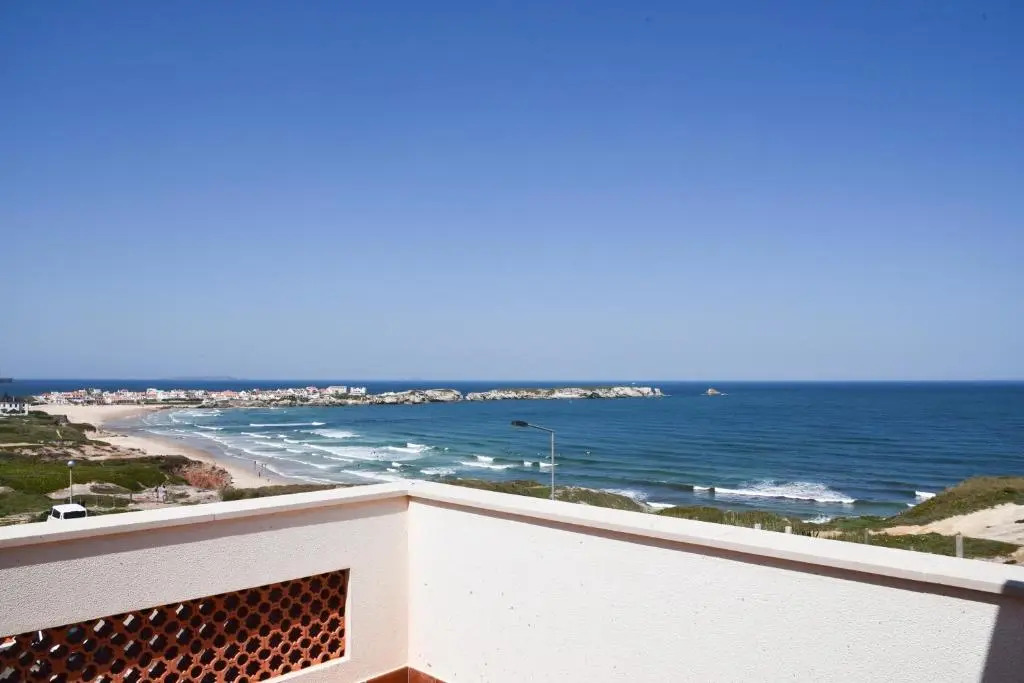Baleal Beach Holiday Villa